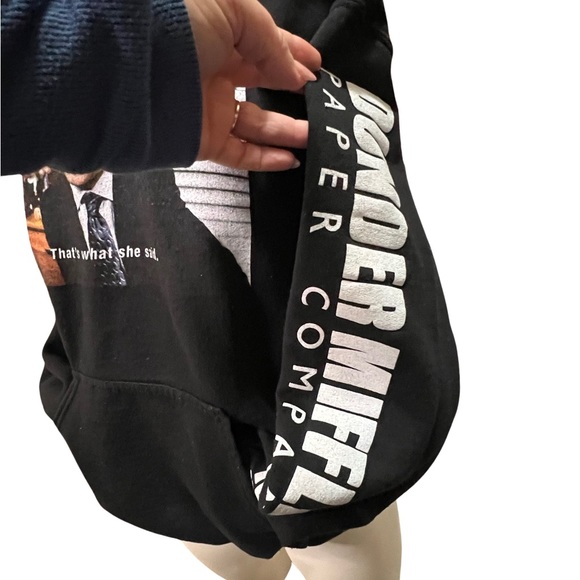 🌸5 for $25🌸 The Office Hoodie Sweater - Picture 3 of 4
